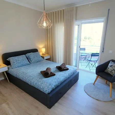 Diamante House Com Garagem Privada Διαμέρισμα