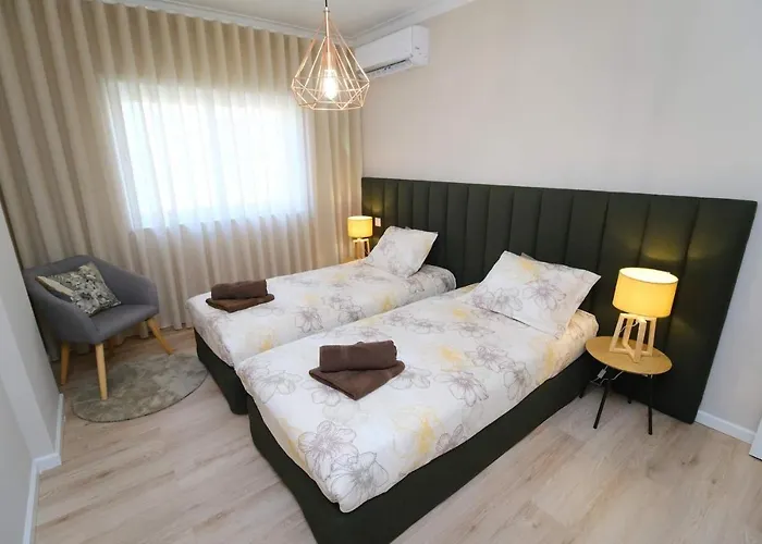 Diamante House Com Garagem Privada شقة